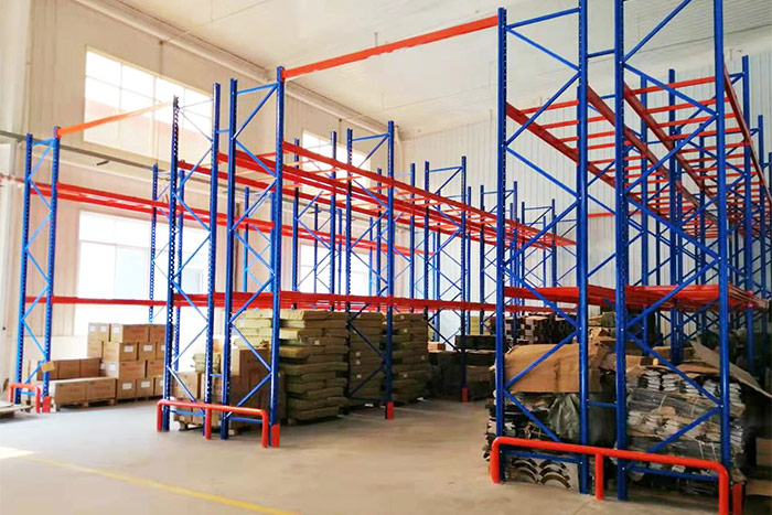 陜西渭南農(nóng)資倉庫橫梁式貨架案例